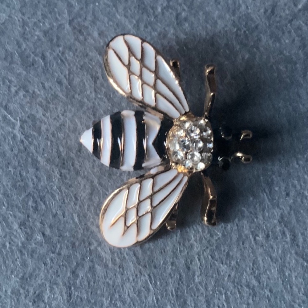 Gold Tone White Enamel Rhinestone Honey Bee Brooch Pin Insect Jewelry